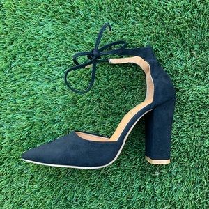 Black Pointed Heels with Tie